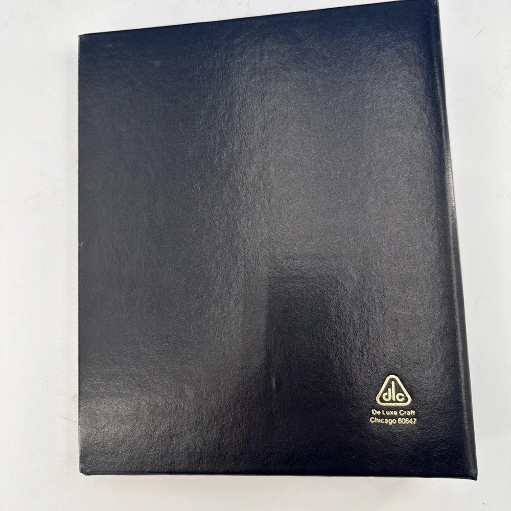 NOS Diamond Collection Italian Bonded Leather Photo Album Holds 300 4x6 Prints